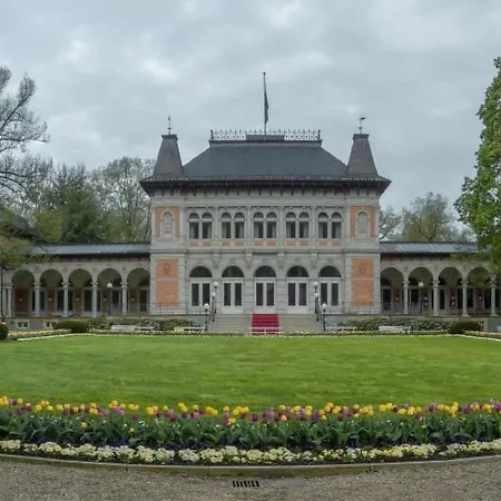 Mit Bergblick By Interhome *